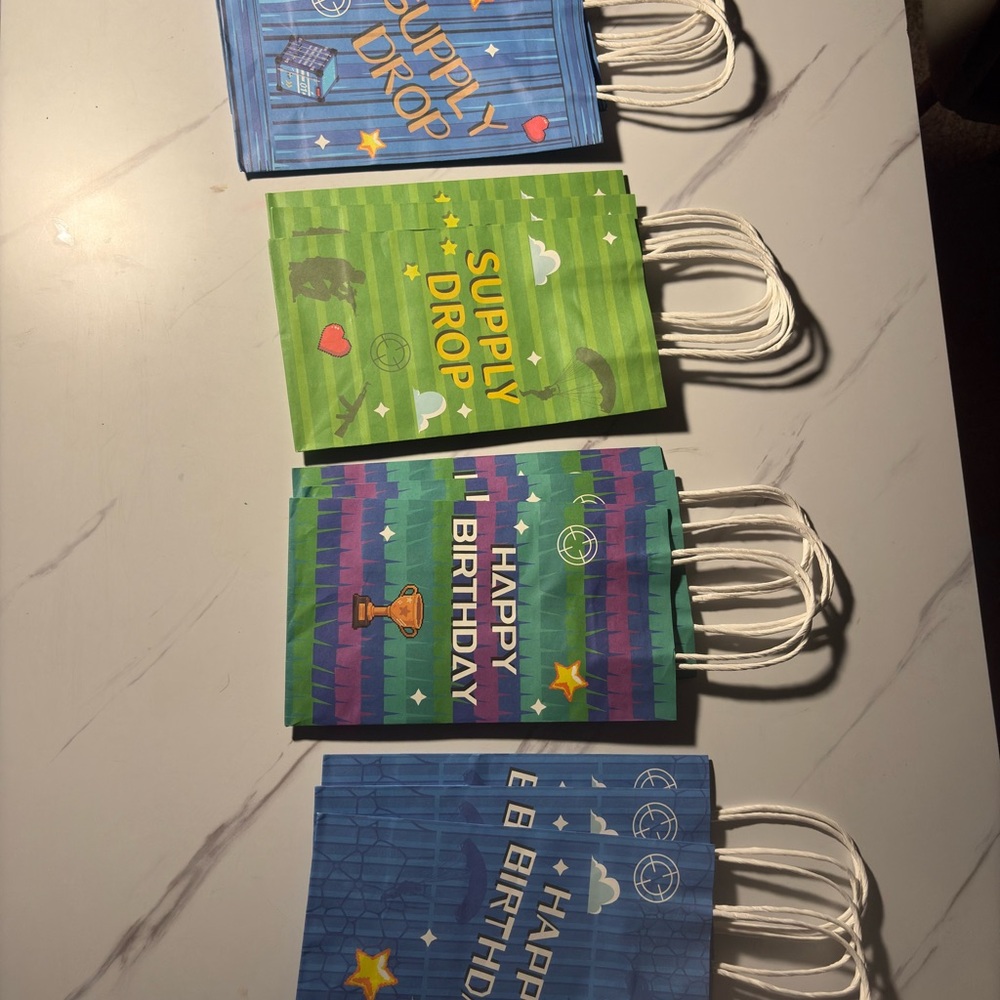 Fortnite Inspired Party Gift Bags Set
